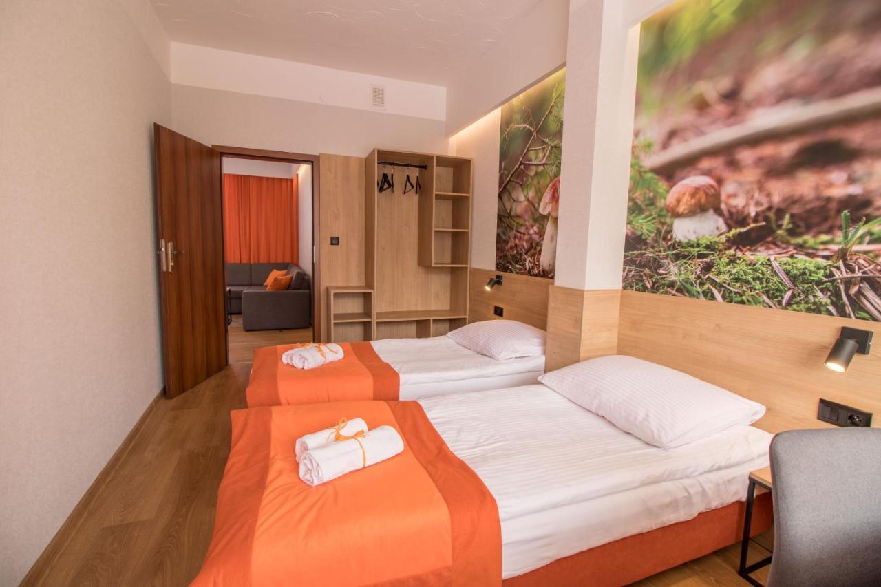 Osrodek Wypoczynkowy Iskra Hotell Piwniczna-Zdroj Exteriör bild